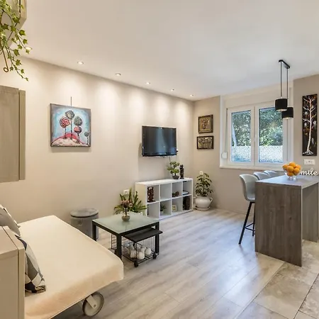 Artistic Chill Art 2+2.centar Of Split. Apartman