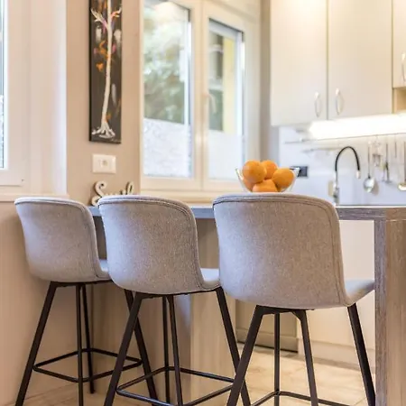 Artistic Chill Art 2+2.centar Of Split. Apartment *